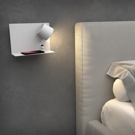 Applique murale LED blanche avec tête orientable et ports USB, design moderne idéal pour tête de lit ou chambre d’hôtel.