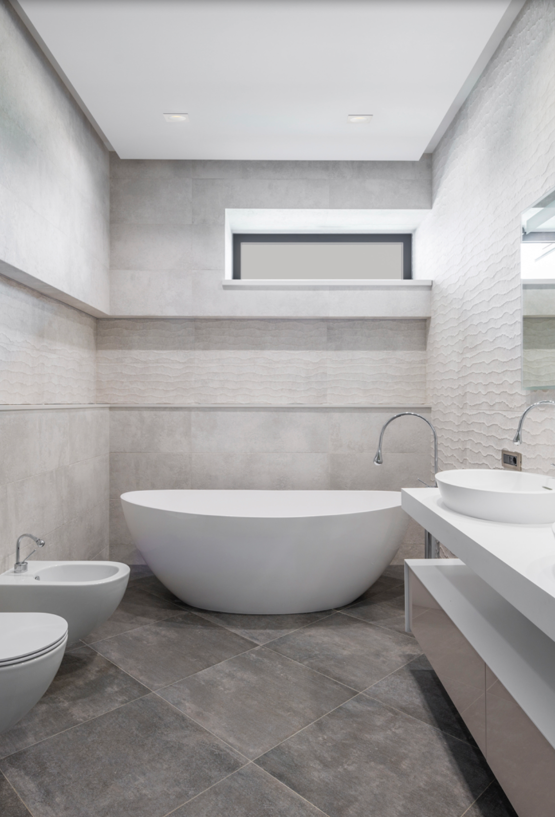 Luminaire encastré au design blanc minimaliste, diffusant une lumière douce et rassurante, résistant à l’humidité pour un éclairage fiable et élégant dans toutes les pièces.