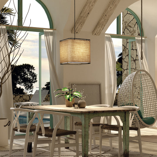 Suspension Akiro Exo Lighting design japonais par Nacho Timón – luminaire décoratif en acier et parchemin synthétique style Shoji diffusant une lumière douce et chaleureuse pour salon, salle à manger ou hôtel