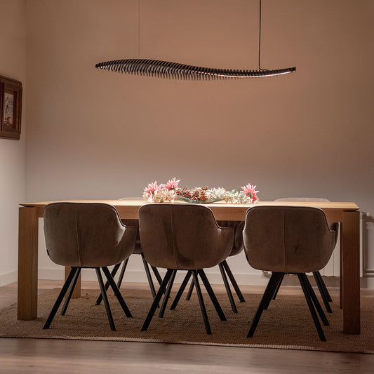 Suspension design sculpturale LED – luminaire moderne en bois, noir ou blanc au style organique inspiré de la nature, idéal pour salon, salle à manger ou espace architectural.